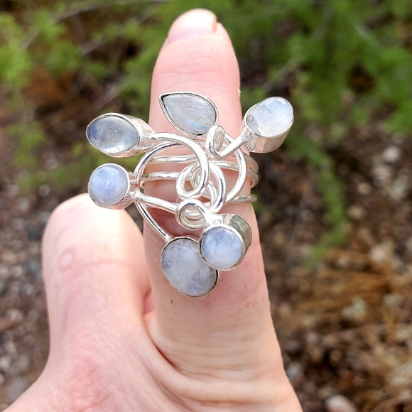 New Twisted Rainbow Moonstone Silver Statement Ring. - Picture 16 of 16
